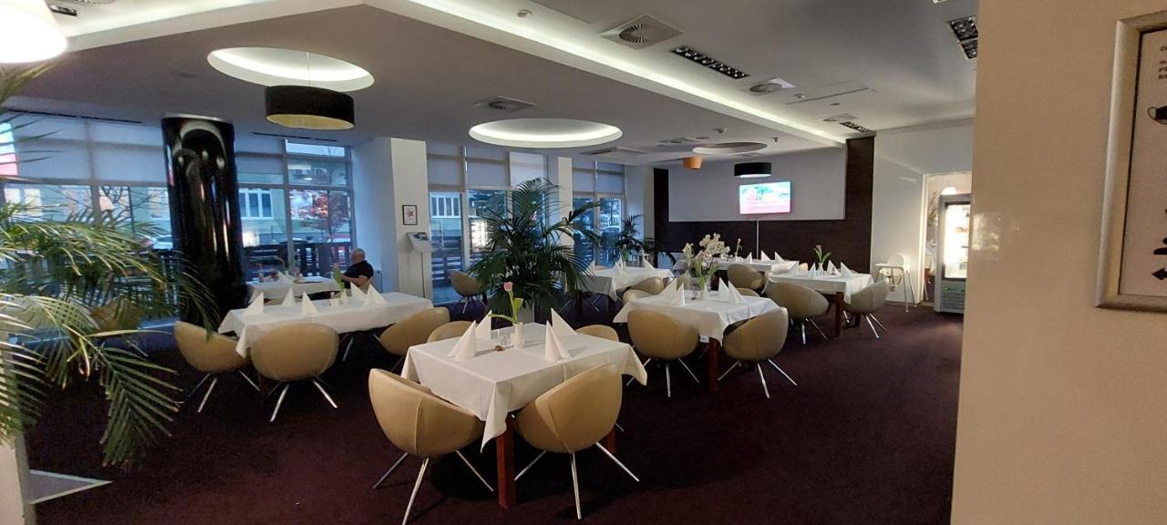 Apartament 2 Pokojowy Prywatny Z Aneksem Kuchennym W Hotelu Diva Kolobrzeg Luaran gambar