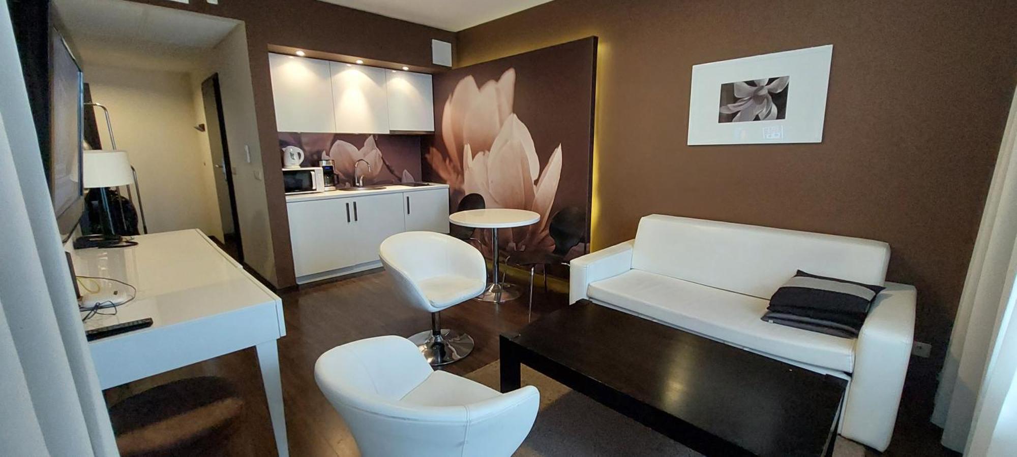 Apartament 2 Pokojowy Prywatny Z Aneksem Kuchennym W Hotelu Diva Kolobrzeg Luaran gambar